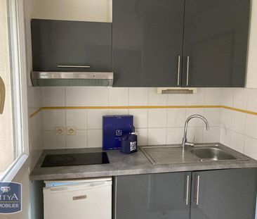 Location Appartement 2 pièces 47m² BORDEAUX 33300 - Photo 2