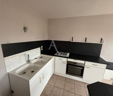 Location Appartement 2 pièces 62m² - Photo 4