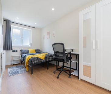 Room in a Shared House, Frognal Avenue, HA1 - Photo 3