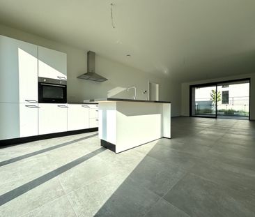 Nieuwbouwappartement met 2 slaapkamers te huur in Maasmechelen - Photo 4