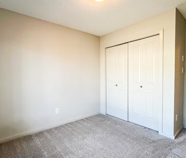 2 Bed Condo In Windermere. The Rest Of November Rent Free. Two Park... - Photo 6