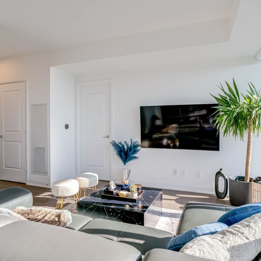 For Lease - 70 Annie Craig Drive Unit# 4806, Toronto, Ontario - Photo 1