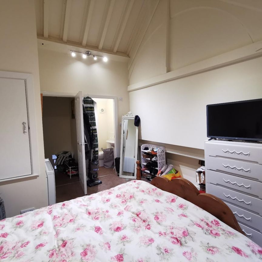 1 bedroom apartment to rent - Photo 1