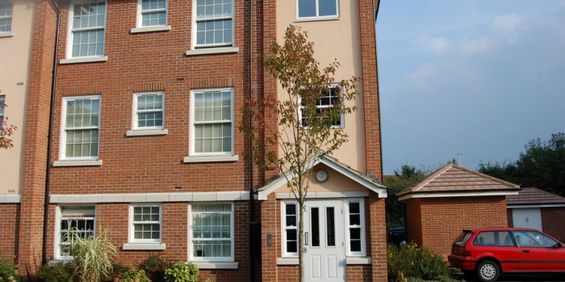 1 bedroom Apartment - MERRIFIELD COURT, WELWYN GARDEN CITY - Photo 3