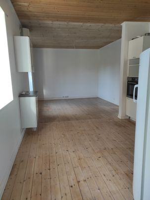 Hemvägen, Köpingebro - Foto 1