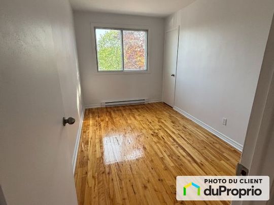 8867, Dufrost, Saint-Léonard à louer - Photo 1