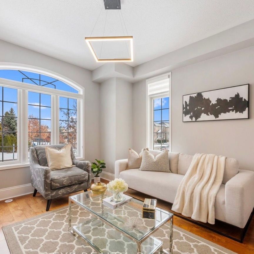 For Lease - 2342 Sutton Drive, Burlington, Ontario - Photo 1