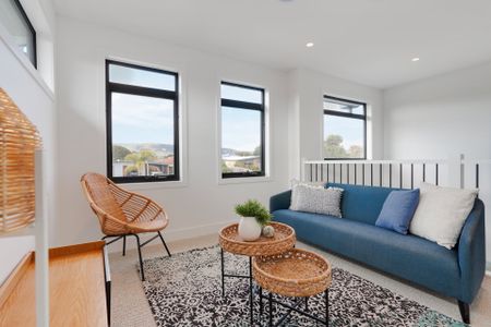 Brand New Fully Furnished Coastal Home - Photo 3