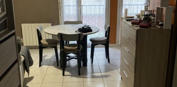 Location Appartement 1 pièce 33m² LISIEUX 14100 - Photo 2