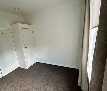 Fabulous location house in Johnsonville - Photo 5