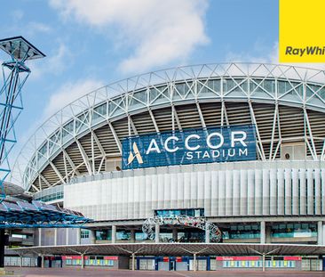 SPACIOUS FAMILY HOME IN A PRIME LIDCOMBE LOCATION - Photo 6