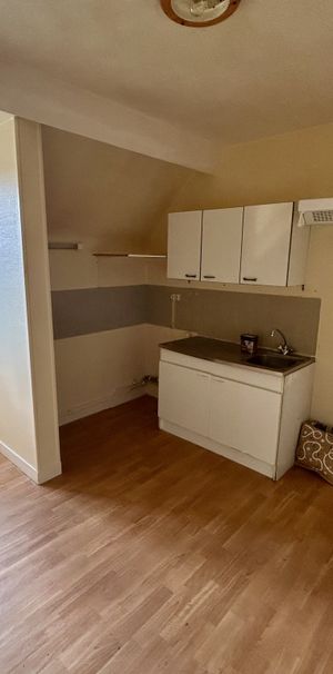 Location Appartement 2 pièces 27m² FOUCARMONT 76340 - Photo 2