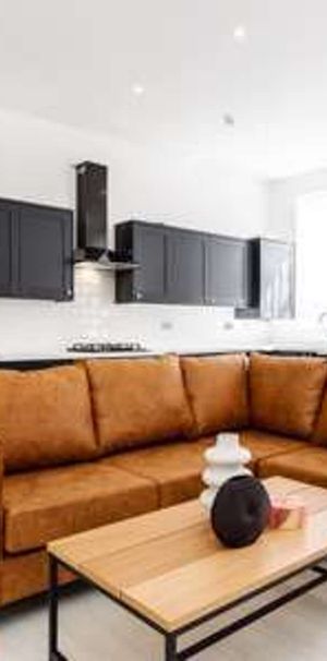 Aigburth Road Room 4 - Photo 2