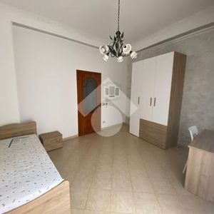 Quadrilocale in affitto - Photo 2