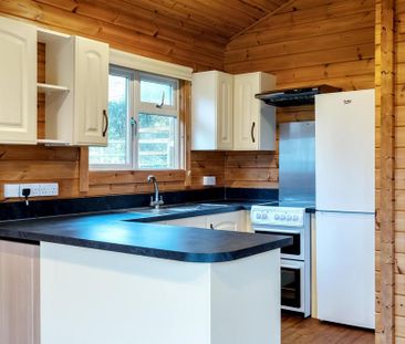 1 bedroom detached house to rent - Photo 1