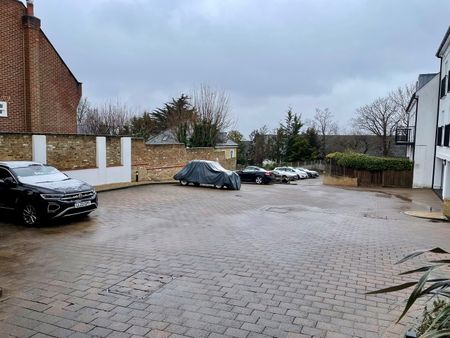 2 Bed Flat, Harrow On The Hill, HA2 - Photo 3