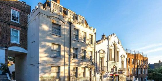 Pond Street, London, NW3 - Photo 3