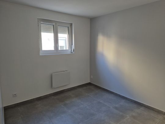 Location Appartement 51m² NOYELLES SOUS LENS 62221 - Photo 1