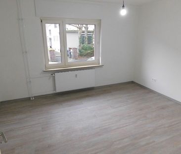 Einzugsbereite Wohnung im EG mit Balkon und modernem Duschbad! Idea... - Foto 3