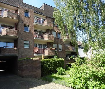 * 4 ZIMMER, TERRASSE, IN OPPUM - 4 ZI, 4.Etage, WBS erforderlich / renovierungsbedürftig, Garage * - Foto 3