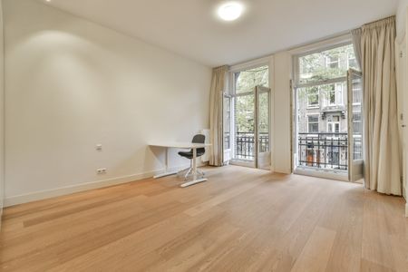 Te huur: Appartement Johannes Verhulststraat 193 H in Amsterdam - Photo 2
