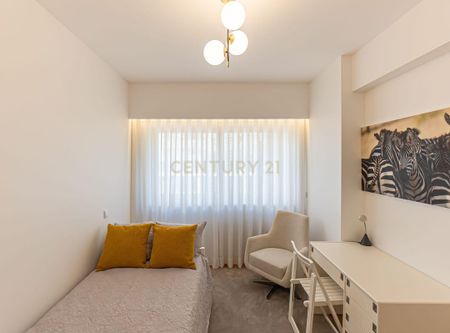 Lordelo do Ouro e Massarelos, Porto District - Photo 2