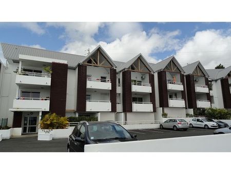 Location Appartement 3 pièces 65m² STE CLOTILDE 97490 - Photo 4