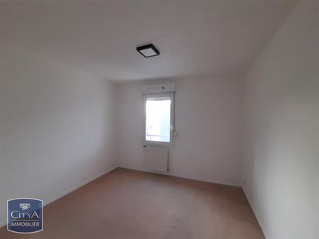 Location Appartement 2 pièces 45m² CRAN GEVRIER 74960 - Photo 2
