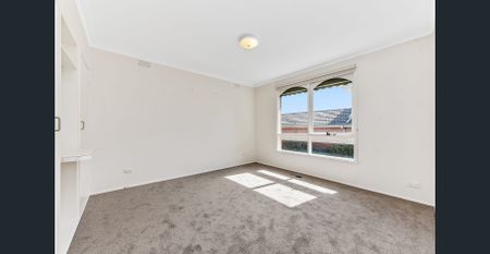 Charming Renovated Unit! - Photo 5