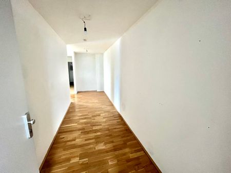 Großzügige 2 Zimmer Wohnung mit Balkon in 1210 Wien - Photo 4