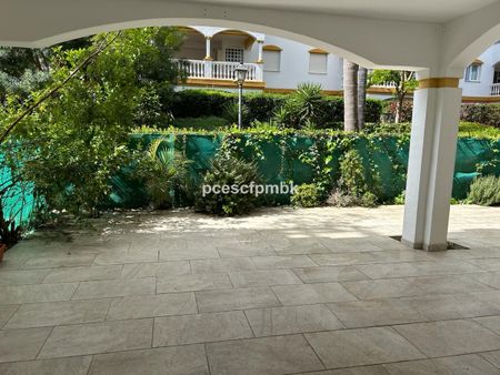 Ground Floor Apartment · Nueva Andalucía - Photo 2