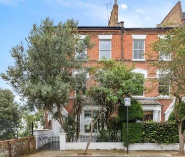 4 bedroom semi-detached house to rent - Photo 6