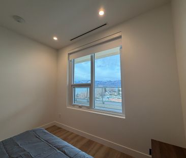 MOVALA: 1 bed, 1 bath, lake views – Avail Now! - Photo 4