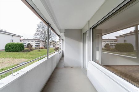 "In a quiet location in the green" - Photo 2