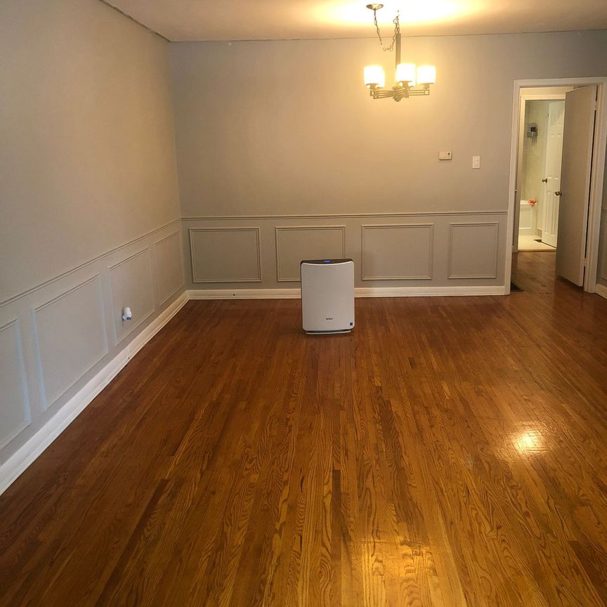 For Lease - 23 Davis Road Unit# Upper Level, Aurora, Ontario - Photo 1