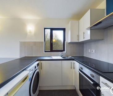 1 bedroom flat to rent - Photo 6