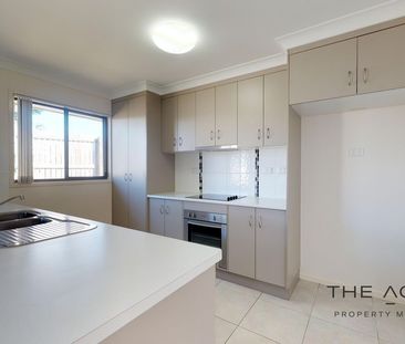 Spacious Family Living in a Quiet Gracemere Location! - Photo 3