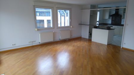 Location Appartement 4 pièces 110m² VILLERS LES NANCY 54600 - Photo 2