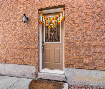 For Lease - 21 Chalkfarm Crescent, Brampton, Ontario - Photo 3