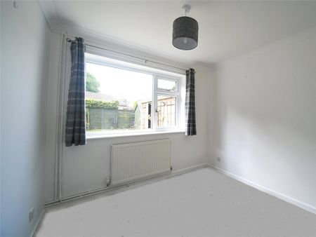 2 bedroom bungalow to rent - Photo 2