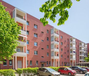 Modernisiertes Familienglück in Helle Mitte mit Balkon - Foto 1