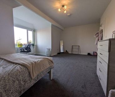 5 bedroom flat to rent - Photo 5