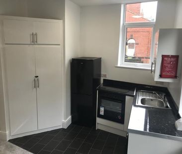 Studio to rent - Photo 6