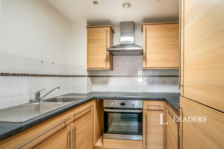 1 bedroom apartment to rent Pagham Court, PO21 - Photo 2