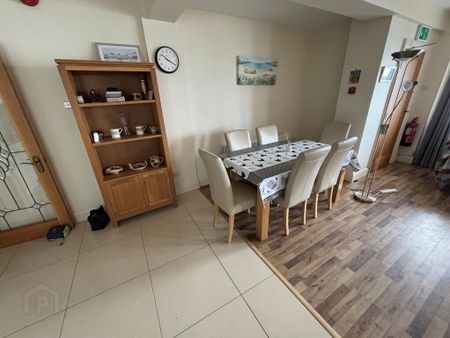 6b Portmore Road (TERM TIME LET), Portstewart, BT55 7BE - Photo 2