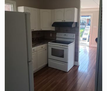 For Lease - 519 Catharine Street Unit# Main Level, Hamilton, Ontario - Photo 5