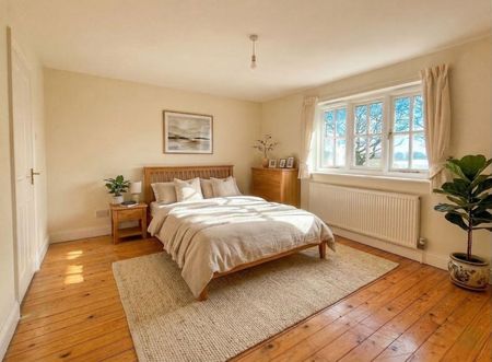 Braintree Road, CM7, Braintree - Photo 5