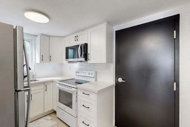 For Lease - 195 Owen Street Unit# E, Barrie, Ontario - Photo 1