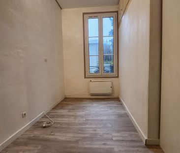 SURESNES - parc du château appartement de 33 m² - 2 pièces - 1 chambre - 1 salle d'eau - Photo 4