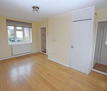 Cranbrook Close, Gillingham, ME8 - Photo 2